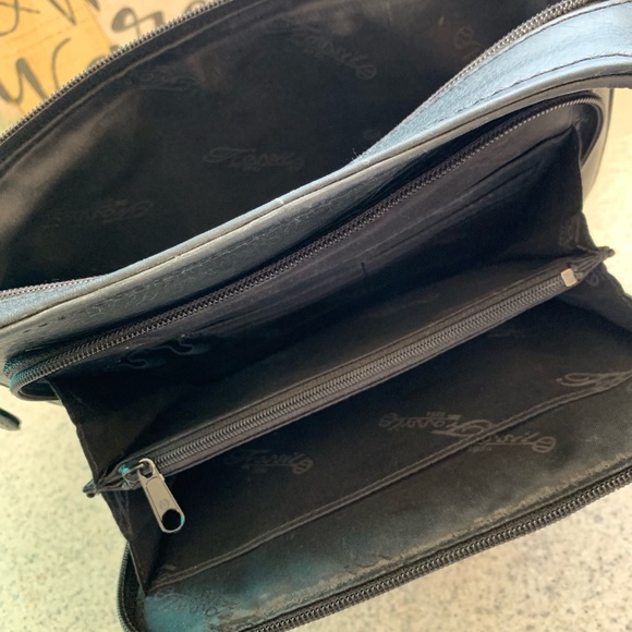 Fossil Crossbody Purse - Picture 8 of 8